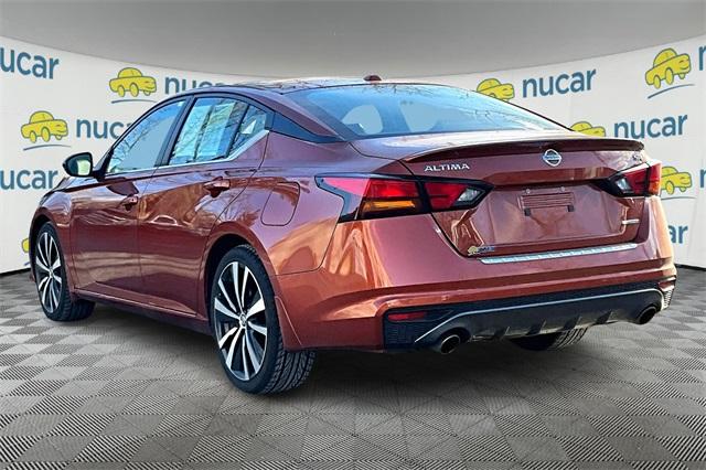 2022 Nissan Altima 2.0 SR - Photo 2