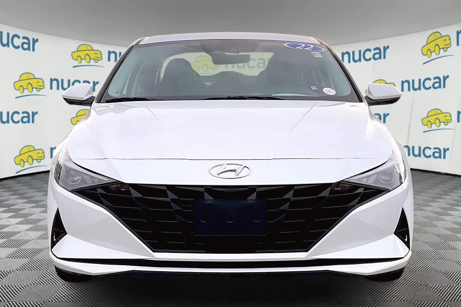 2022 Hyundai Elantra SEL - Photo 2