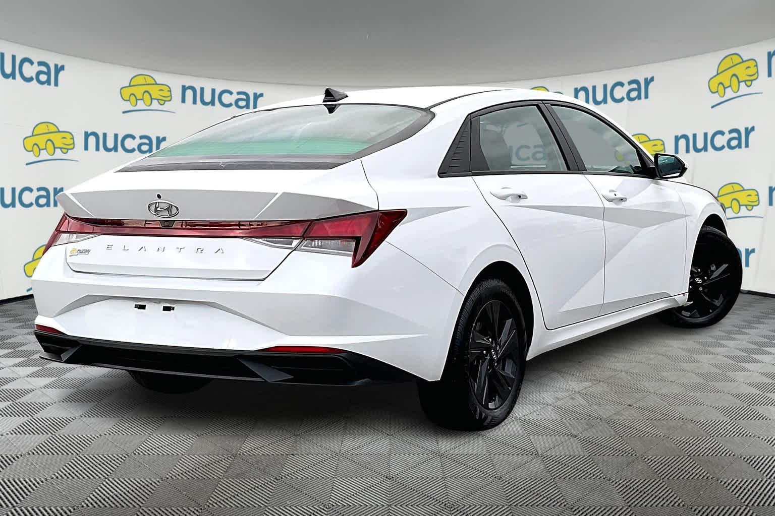 2022 Hyundai Elantra SEL - Photo 6