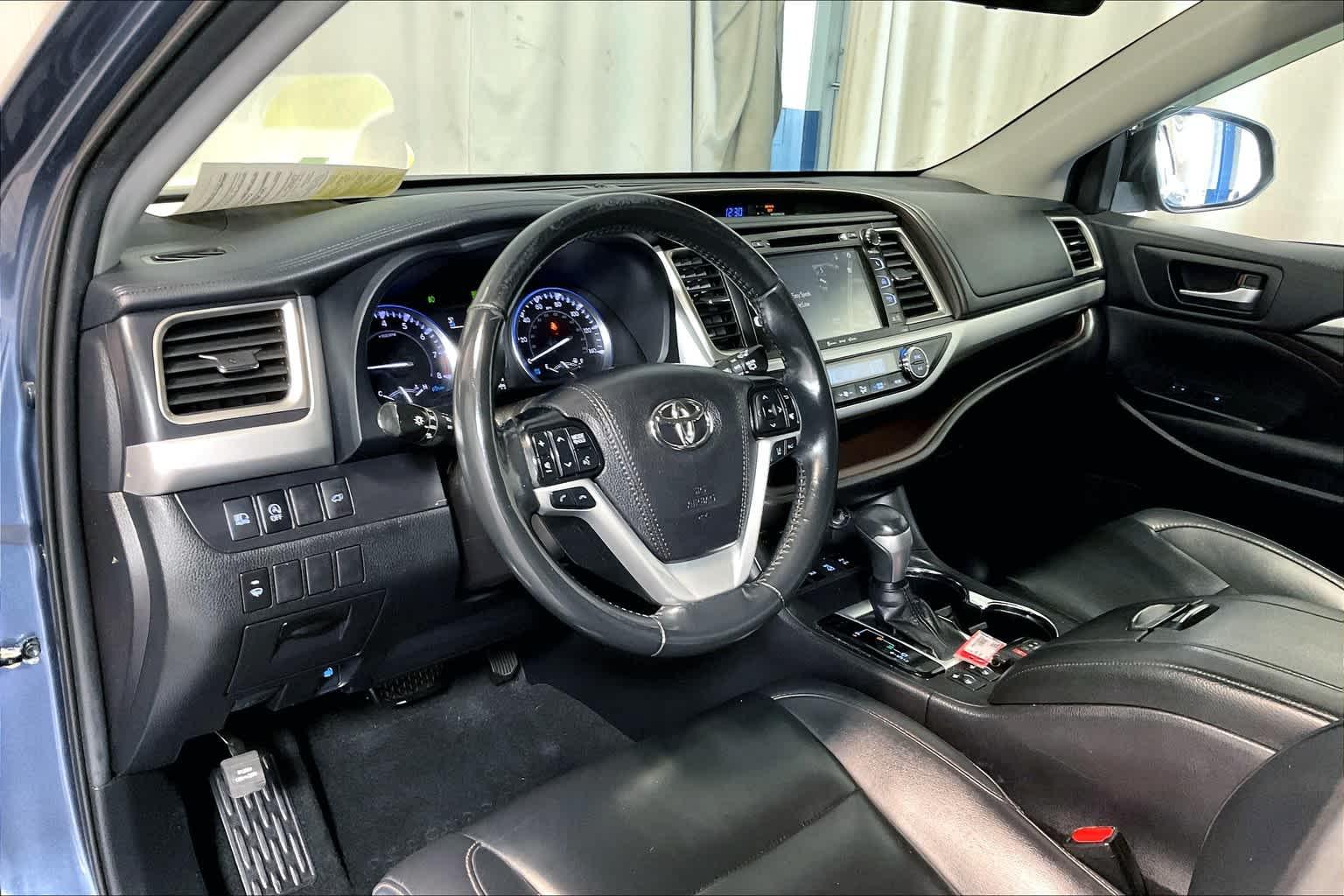 2019 Toyota Highlander XLE - Photo 8