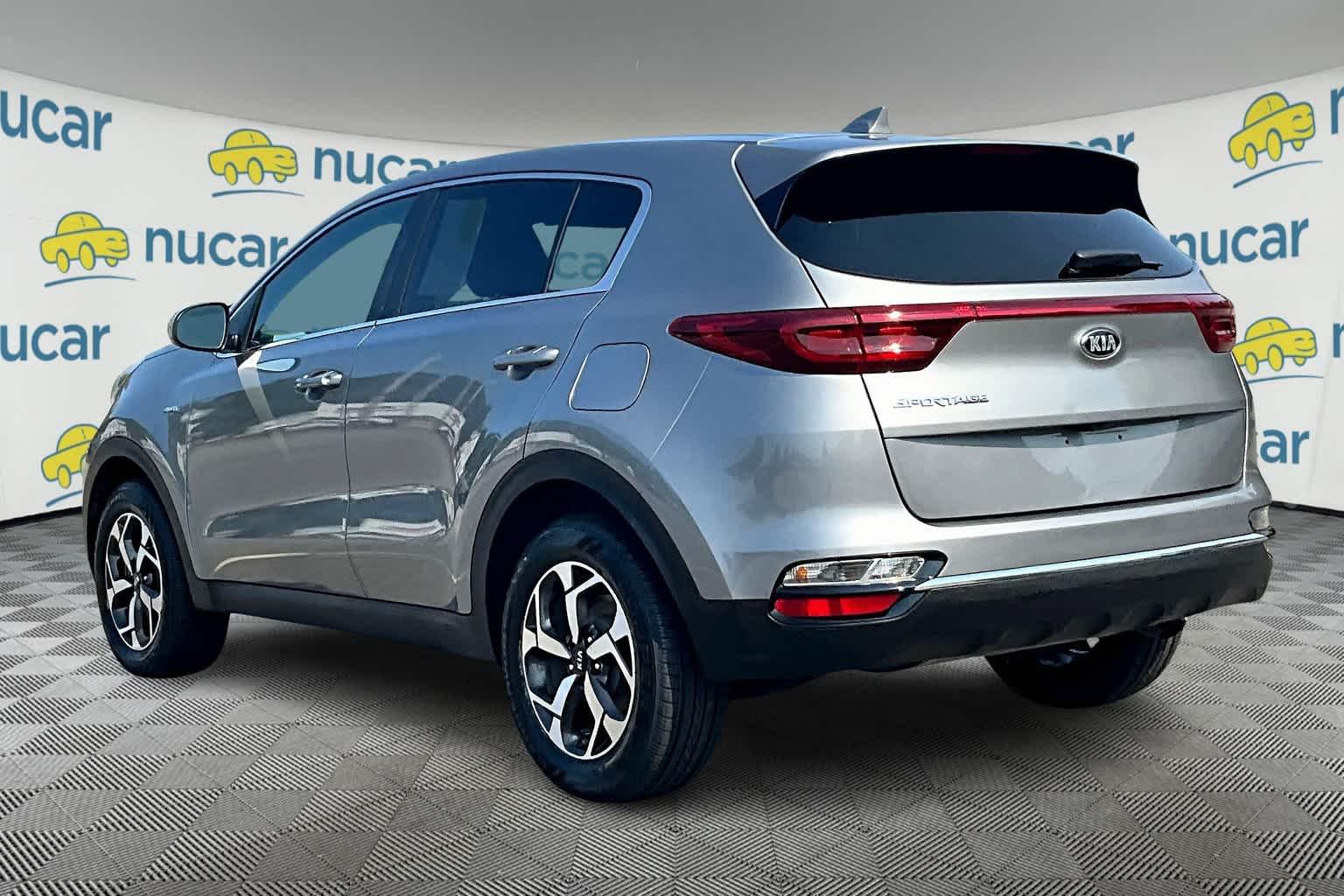 2022 Kia Sportage LX - Photo 4