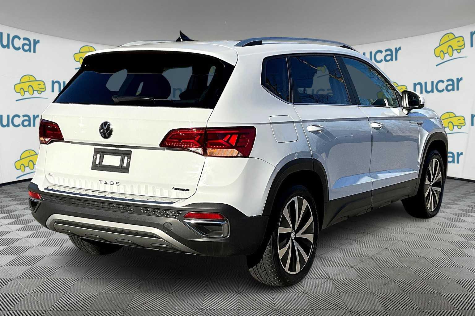 2023 Volkswagen Taos SE - Photo 6