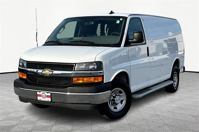 2022 Chevrolet Express 2500 Work Van - Photo 3