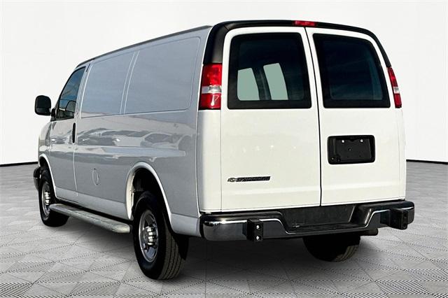 2022 Chevrolet Express 2500 Work Van - Photo 4