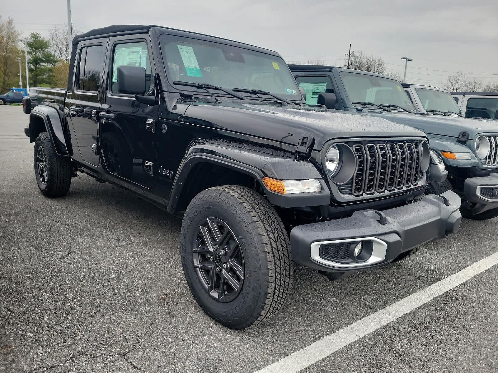 2024 Jeep Gladiator Sport S 4x4