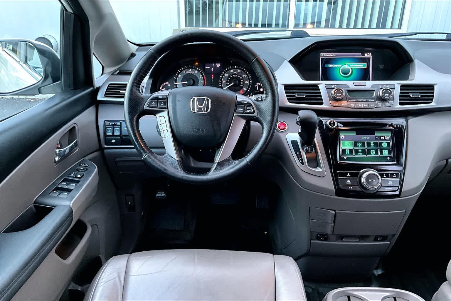 2016 Honda Odyssey EX-L - Photo 18