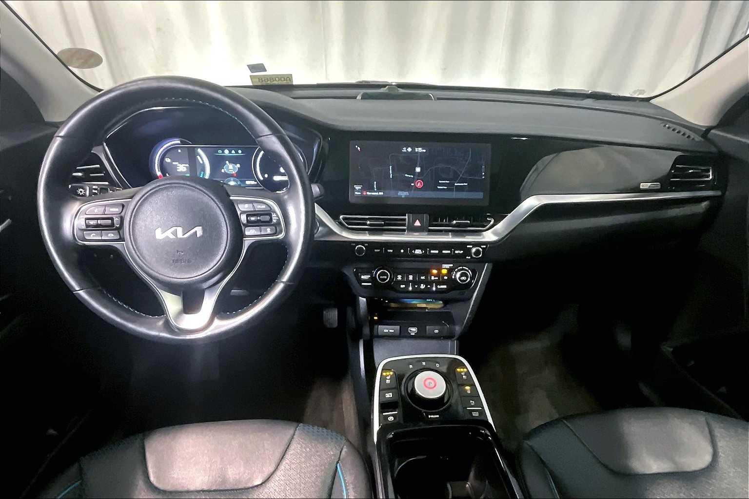 2022 Kia Niro EV EX Premium - Photo 22