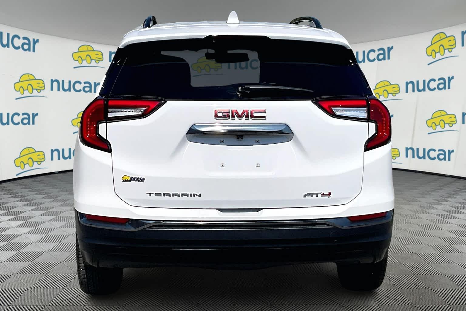 2023 GMC Terrain AT4 - Photo 5