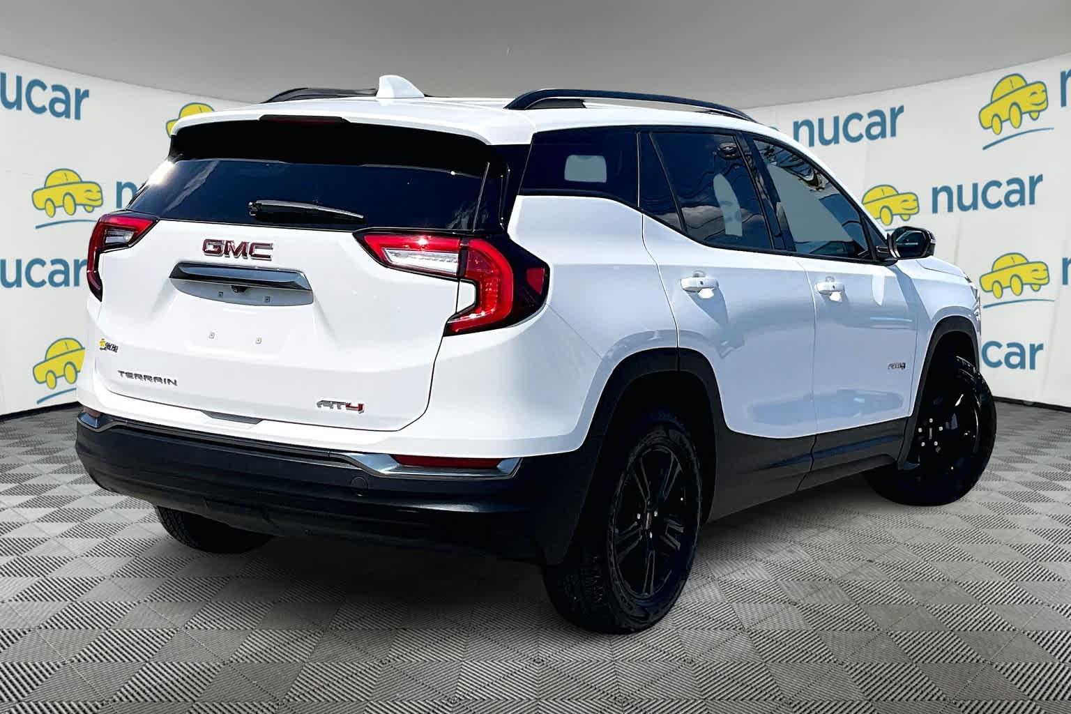 2023 GMC Terrain AT4 - Photo 6