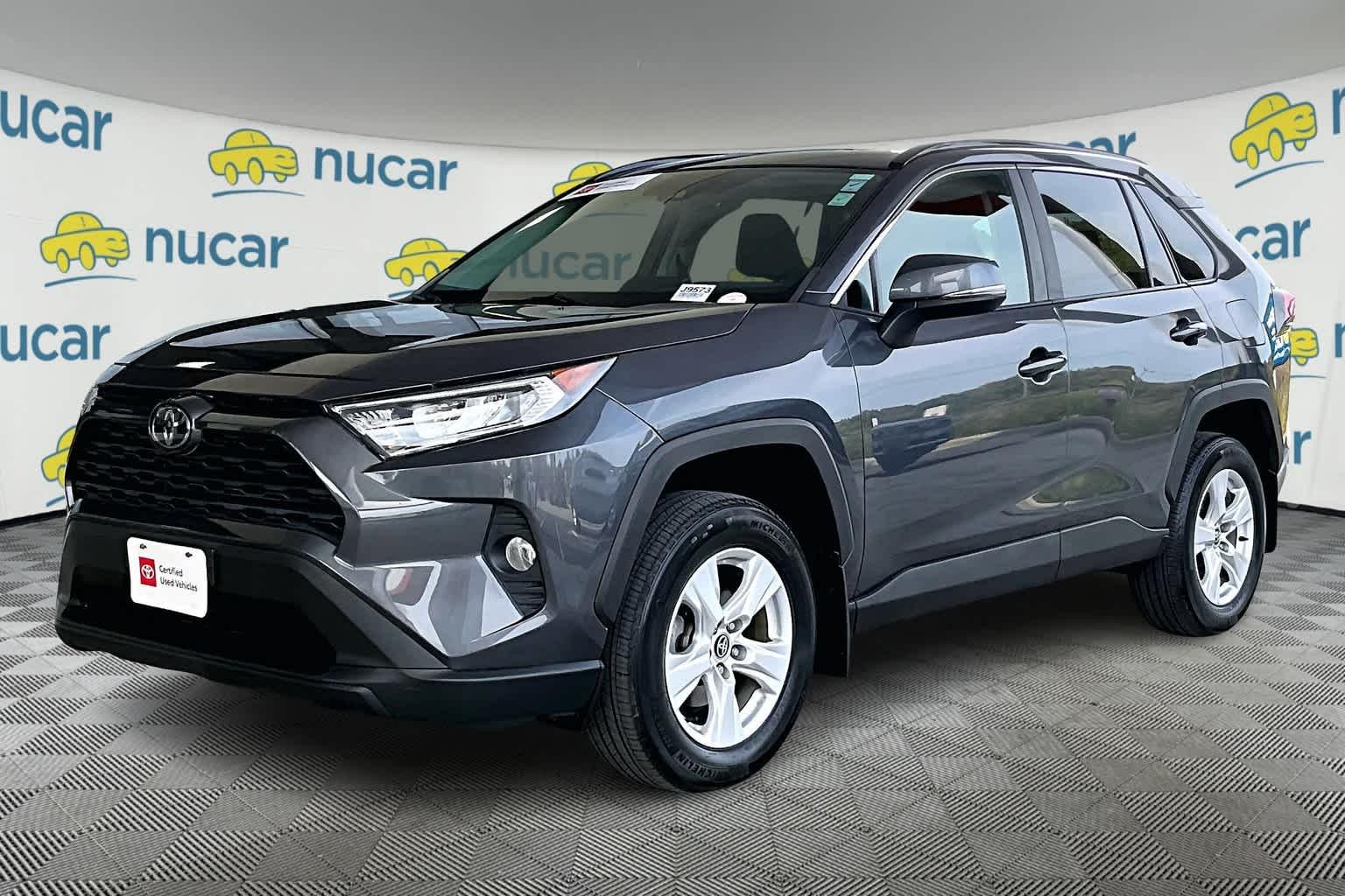 2021 Toyota RAV4 XLE - Photo 3