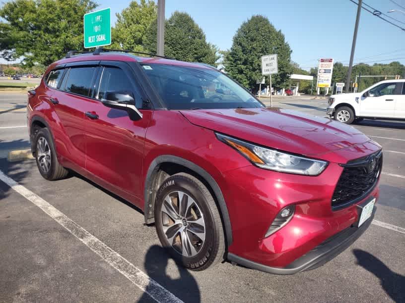 2020 Toyota Highlander XLE - Photo 1