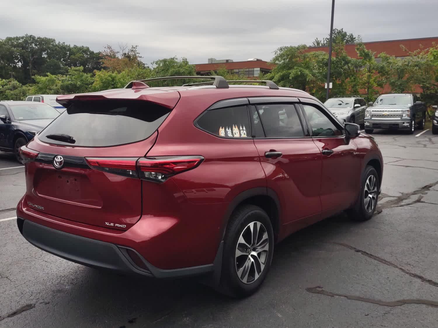 2020 Toyota Highlander XLE - Photo 7