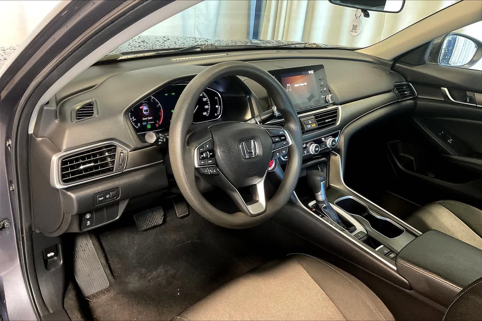 2020 Honda Accord LX - Photo 8