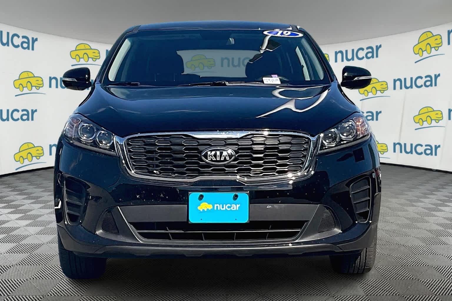 2019 Kia Sorento LX - Photo 2