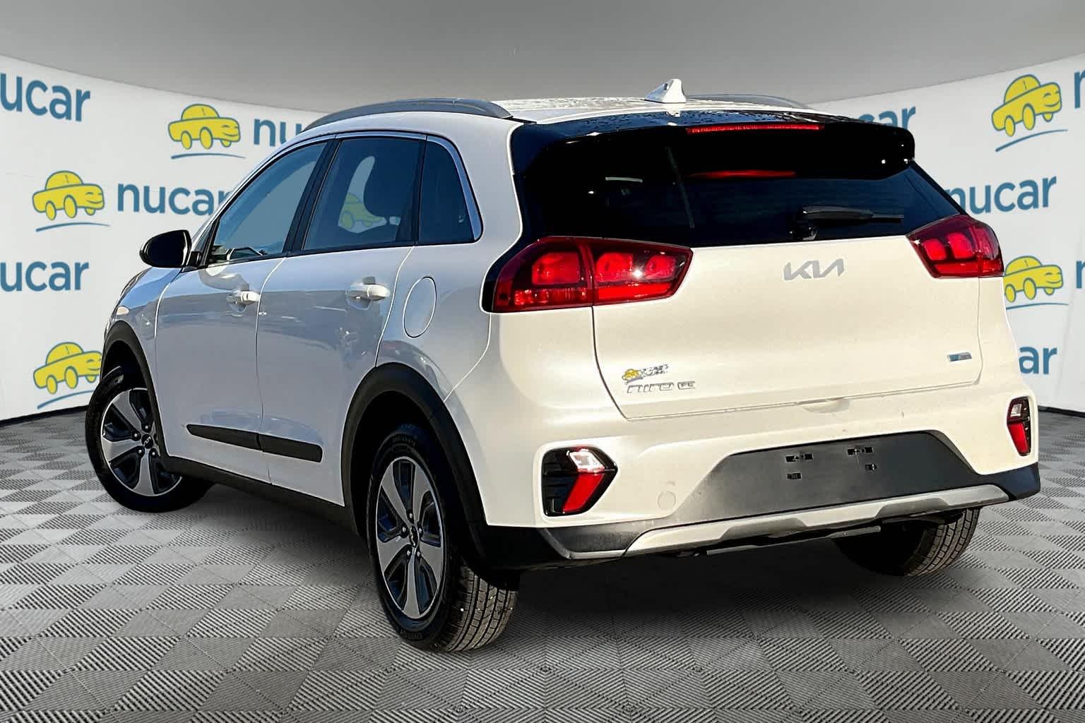 2022 Kia Niro LX - Photo 4