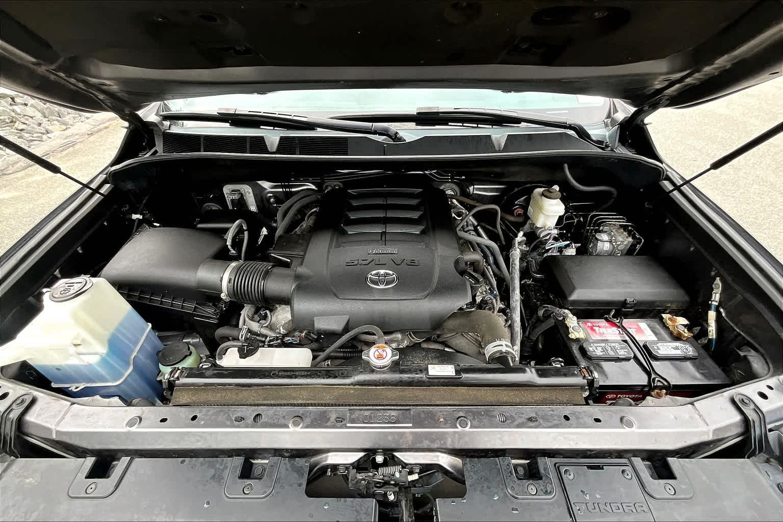 2020 Toyota Tundra 1794 Edition CrewMax 5.5 Bed 5.7L - Photo 29