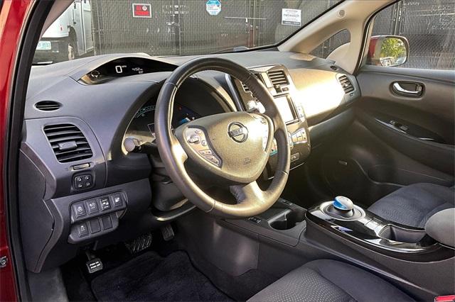 2017 Nissan Leaf SV - Photo 14