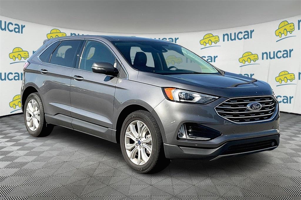 2022 Ford Edge Titanium