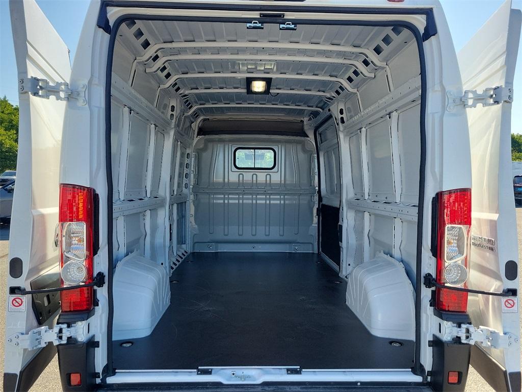 2024 Ram ProMaster 2500 High Roof - Photo 18