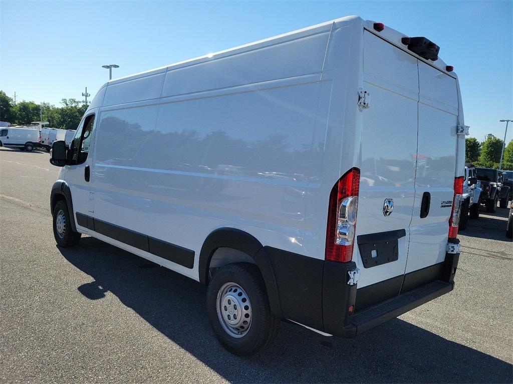 2024 Ram ProMaster 2500 High Roof - Photo 3