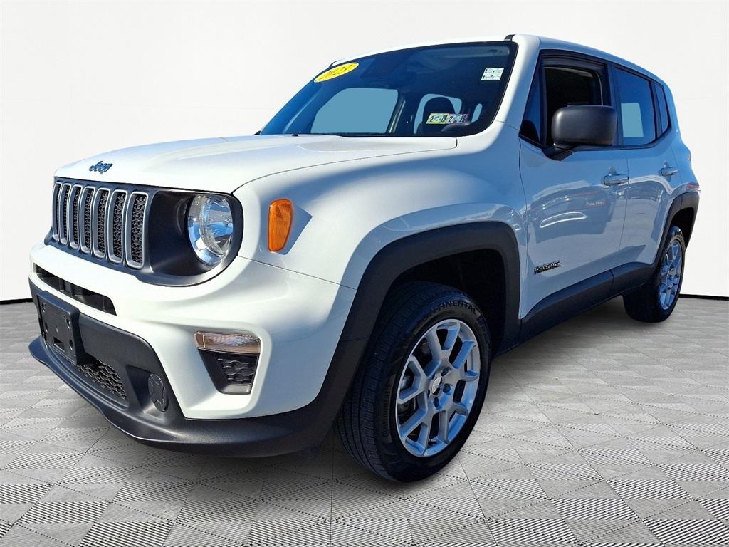 2023 Jeep Renegade Latitude - Photo 3