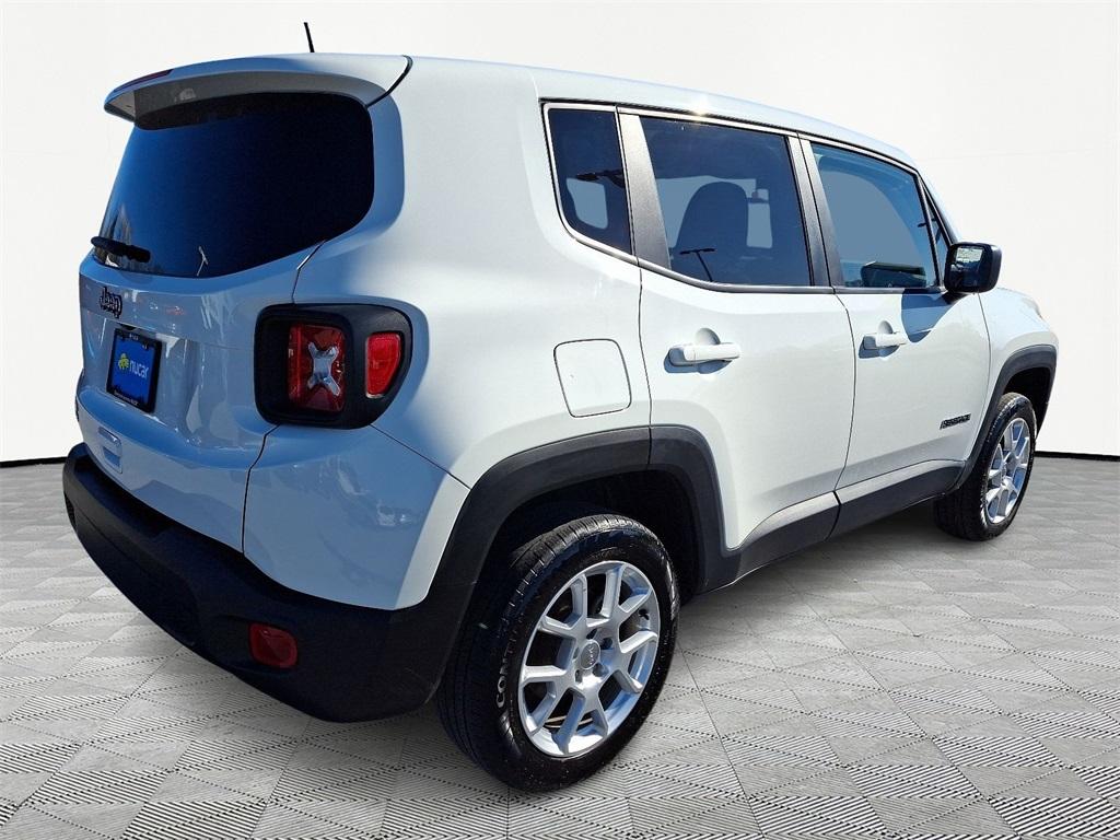 2023 Jeep Renegade Latitude - Photo 6