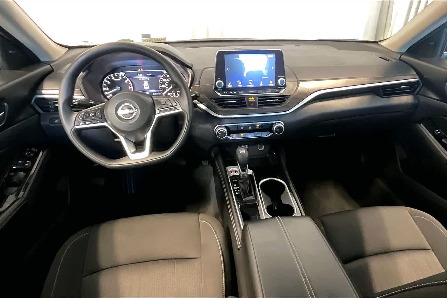 2023 Nissan Altima 2.5 SV - Photo 21