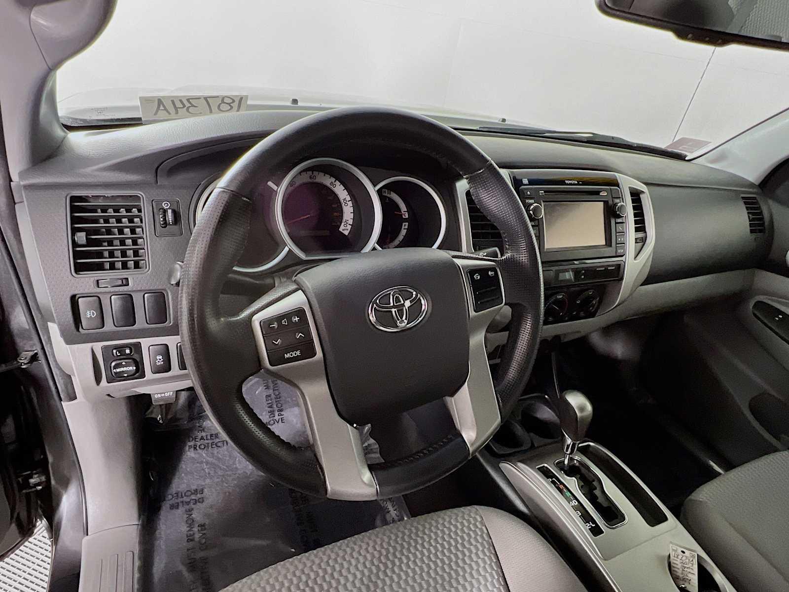 2013 Toyota Tacoma 4WD Double Cab V6 AT - Photo 11