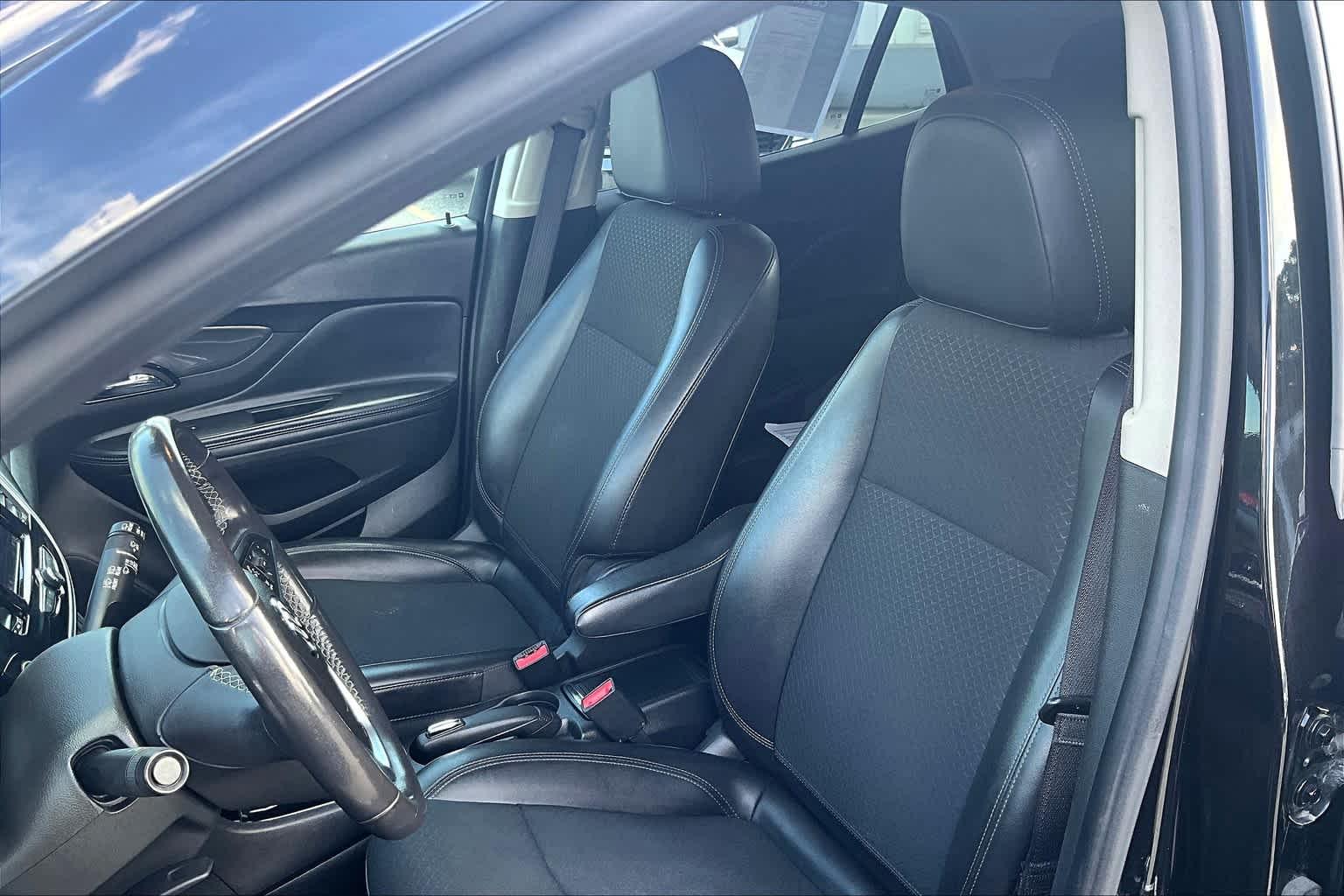 2021 Buick Encore Preferred - Photo 10