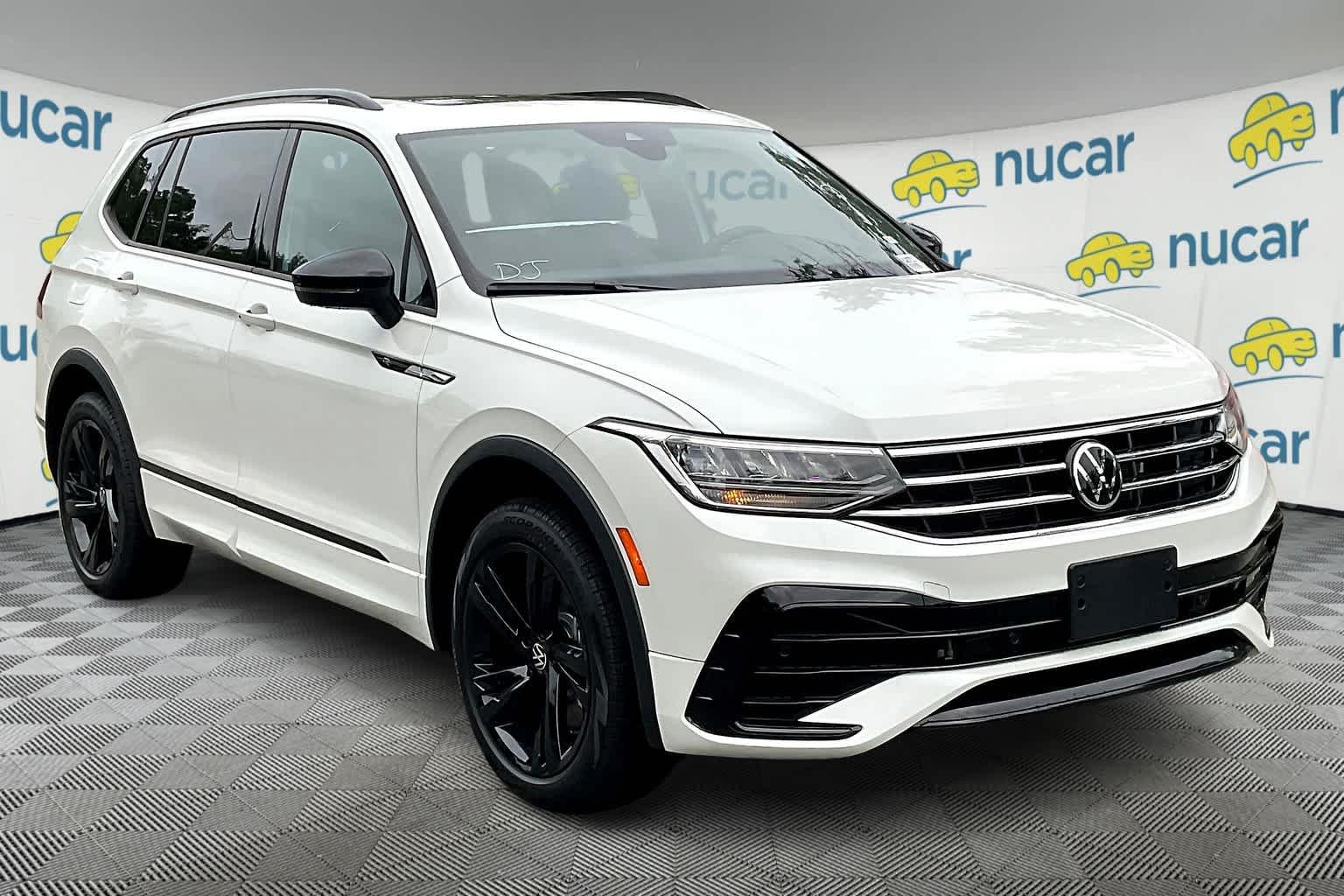 2024 Volkswagen Tiguan SE R-Line Black - Photo 1