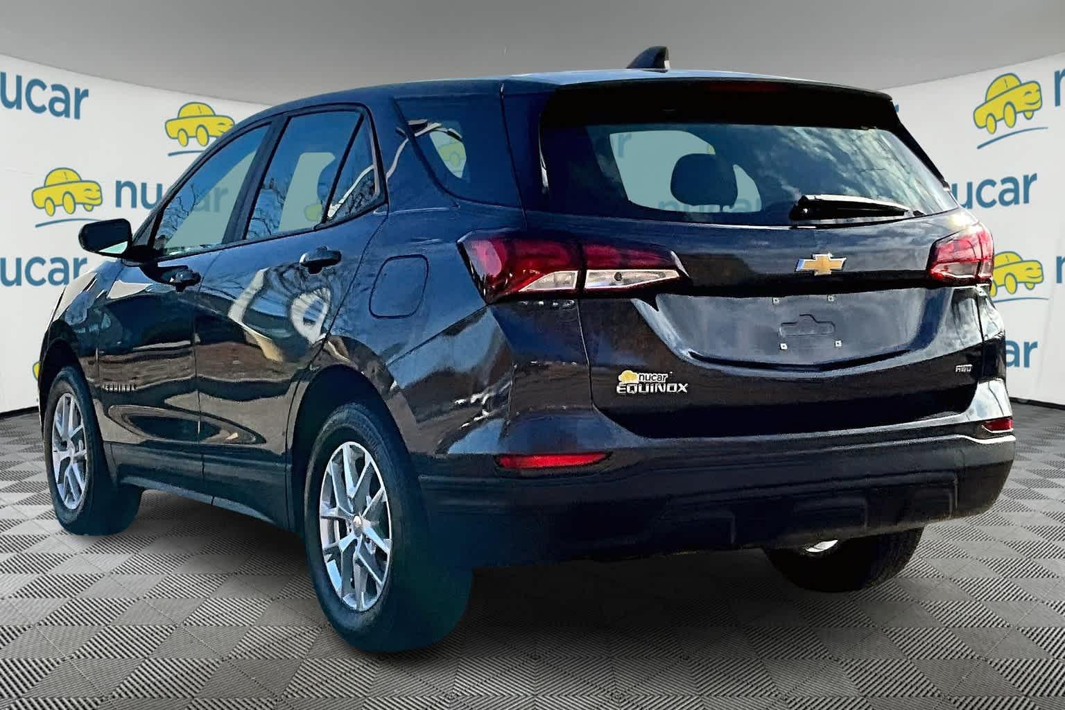 2022 Chevrolet Equinox LS - Photo 4