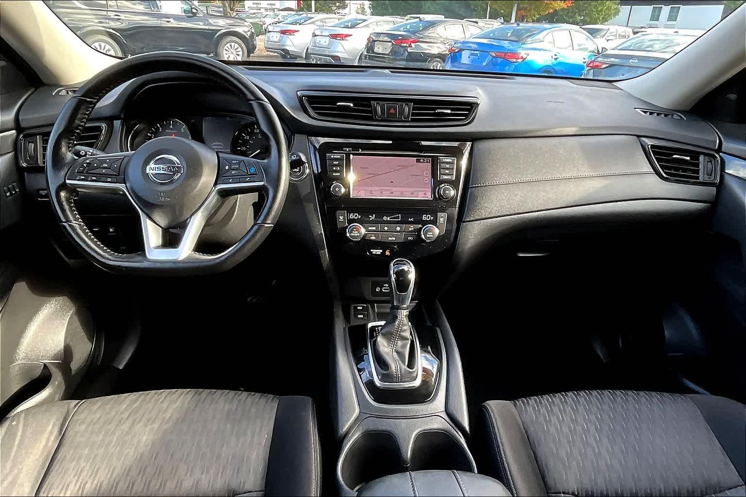 2020 Nissan Rogue SV - Photo 21