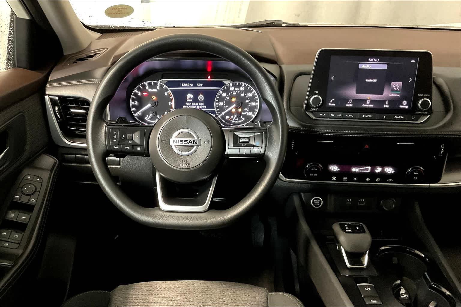 2021 Nissan Rogue SV - Photo 17