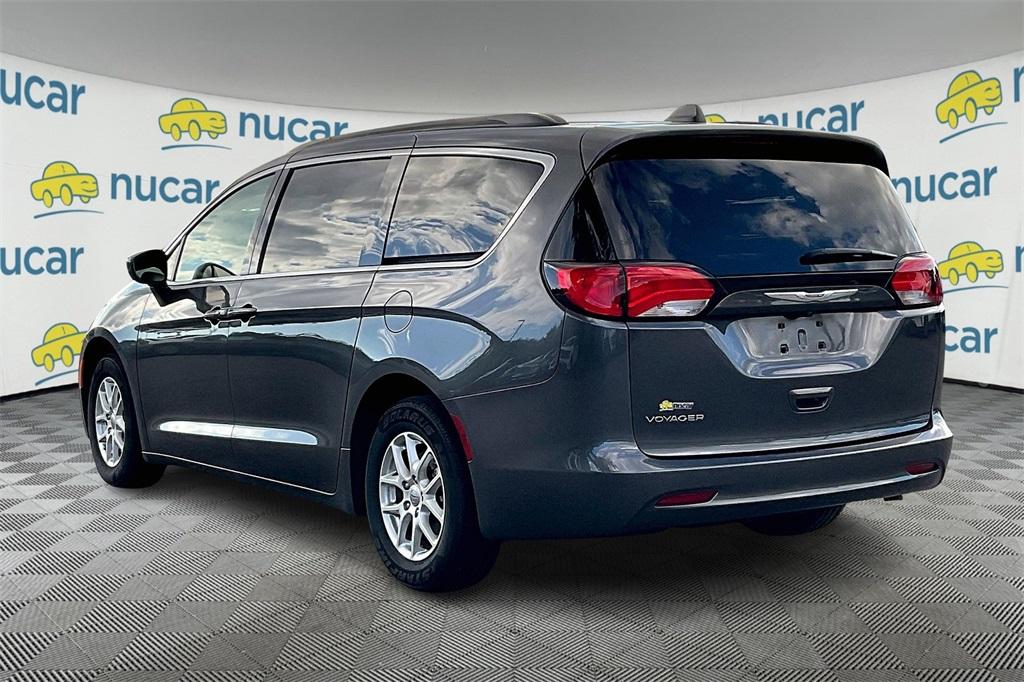 2021 Chrysler Voyager LXI - Photo 4