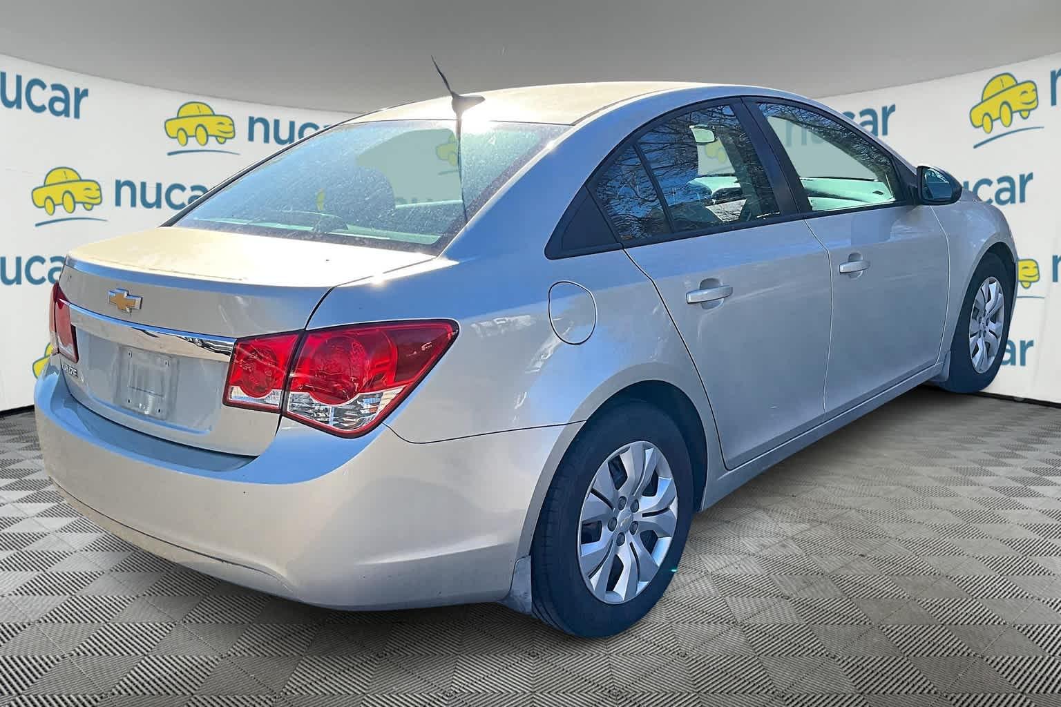 2014 Chevrolet Cruze LS - Photo 6