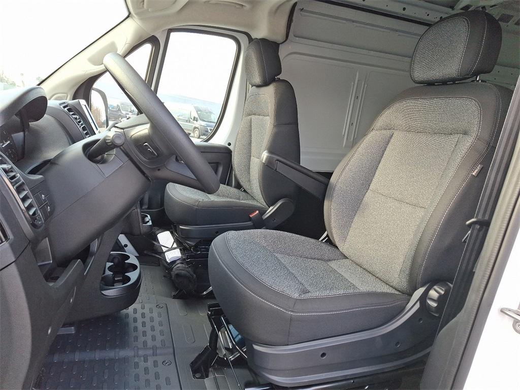 2025 Ram ProMaster 1500 Base - Photo 8