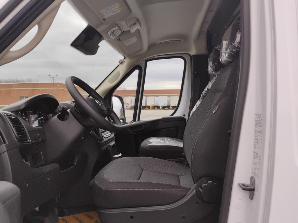 2024 Ram ProMaster 2500 High Roof - Photo 9