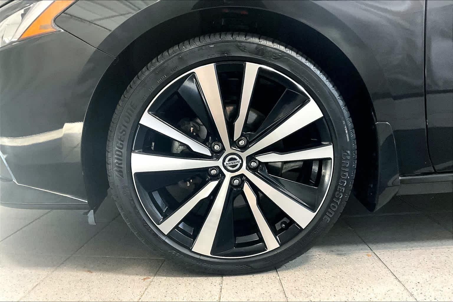 2021 Nissan Altima 2.5 SR - Photo 7