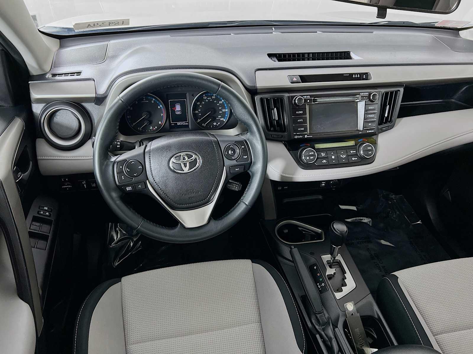 2017 Toyota RAV4 XLE - Photo 22