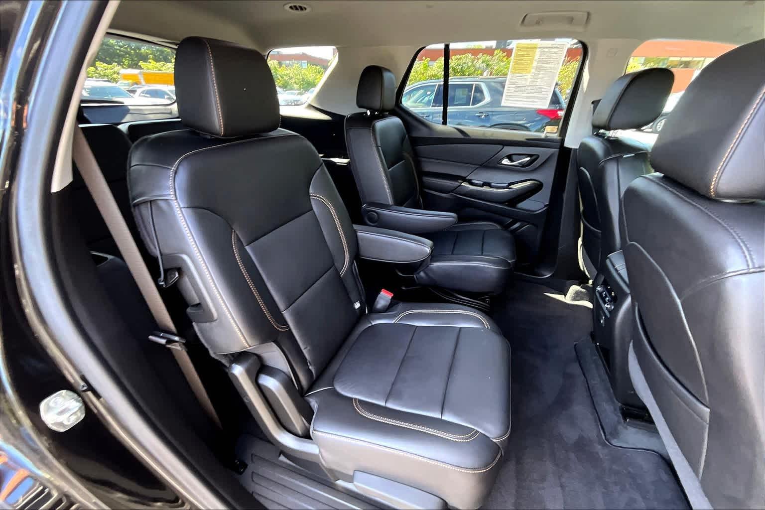 2021 Chevrolet Traverse LT Leather - Photo 15