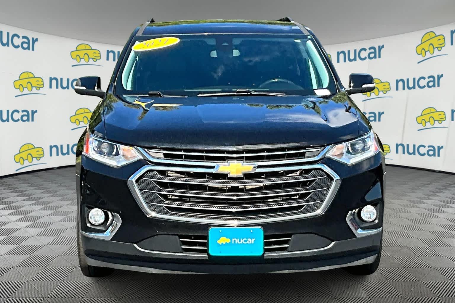 2021 Chevrolet Traverse LT Leather - Photo 2