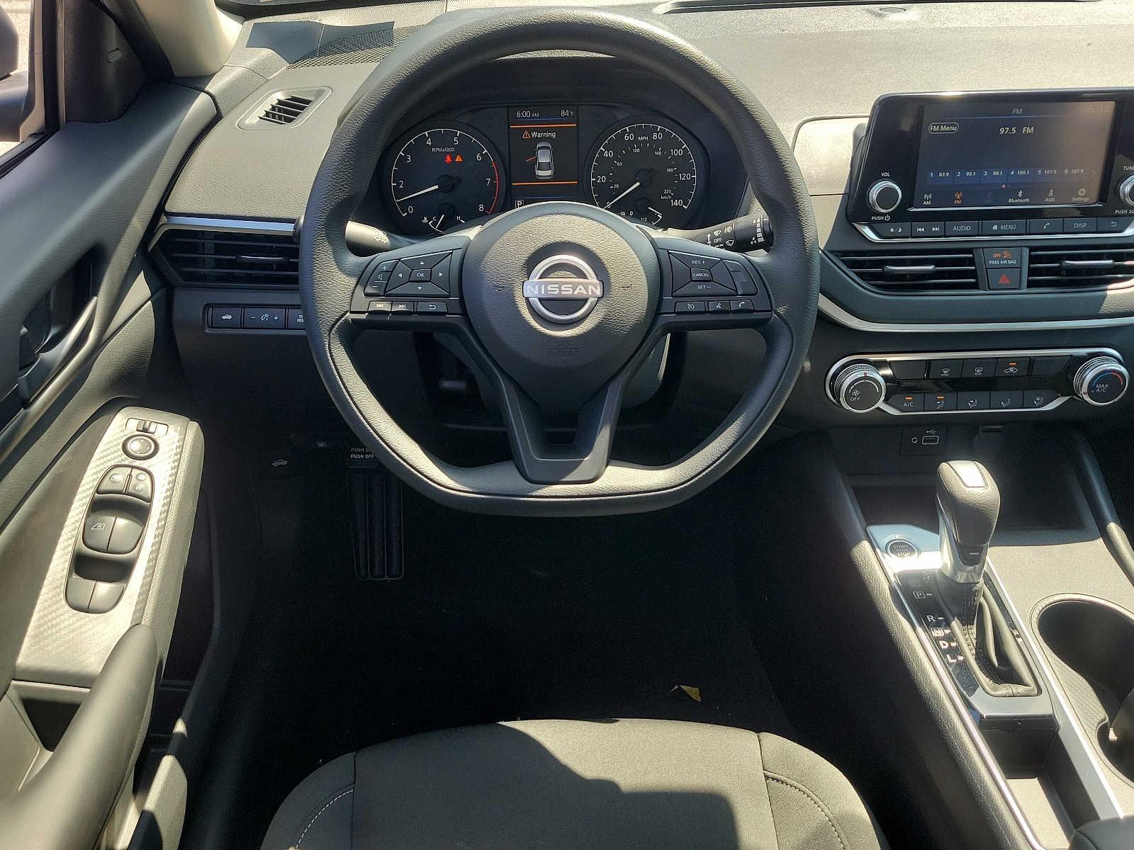 2024 Nissan Altima 2.5 S - Photo 7