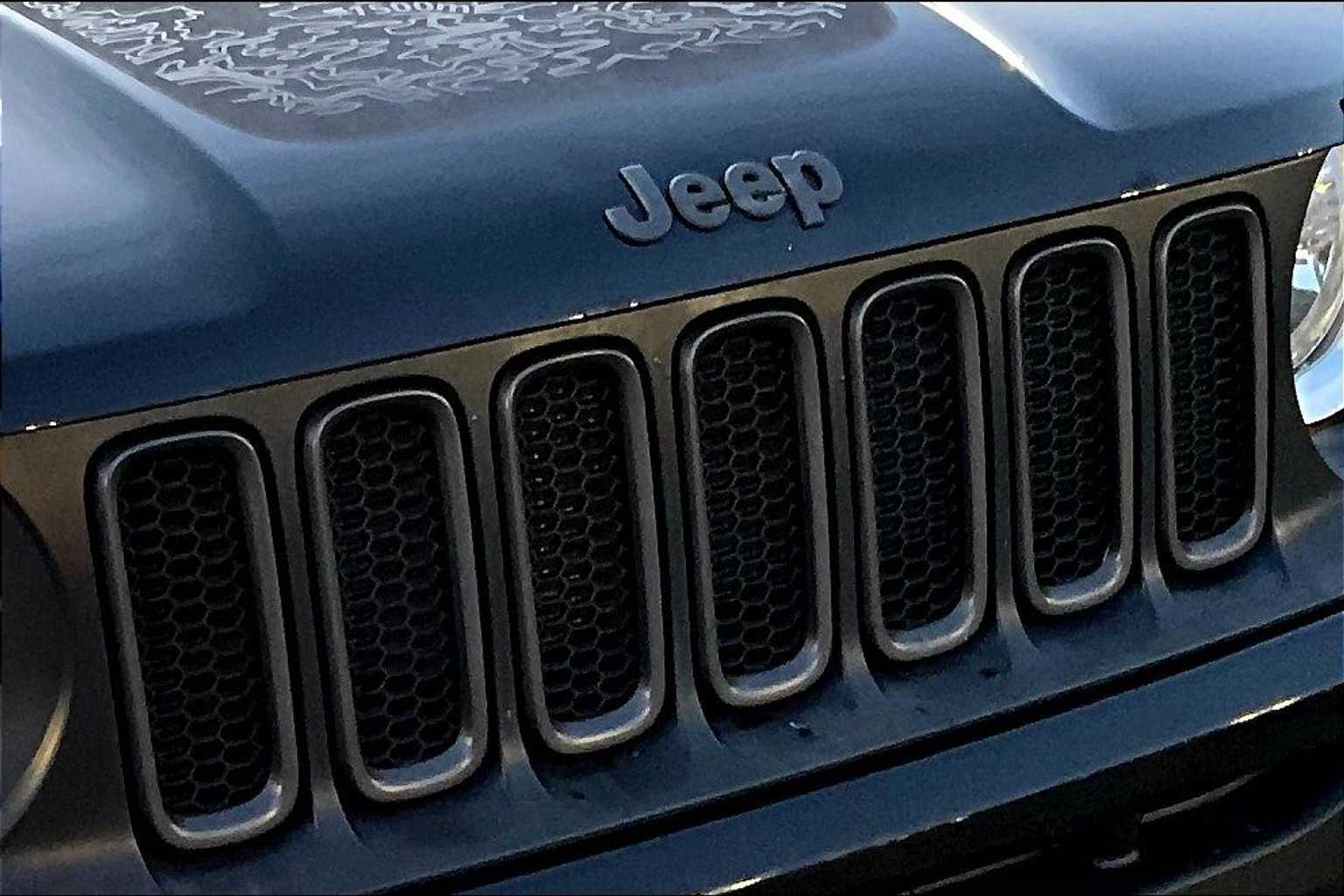 2017 Jeep Renegade Deserthawk - Photo 30