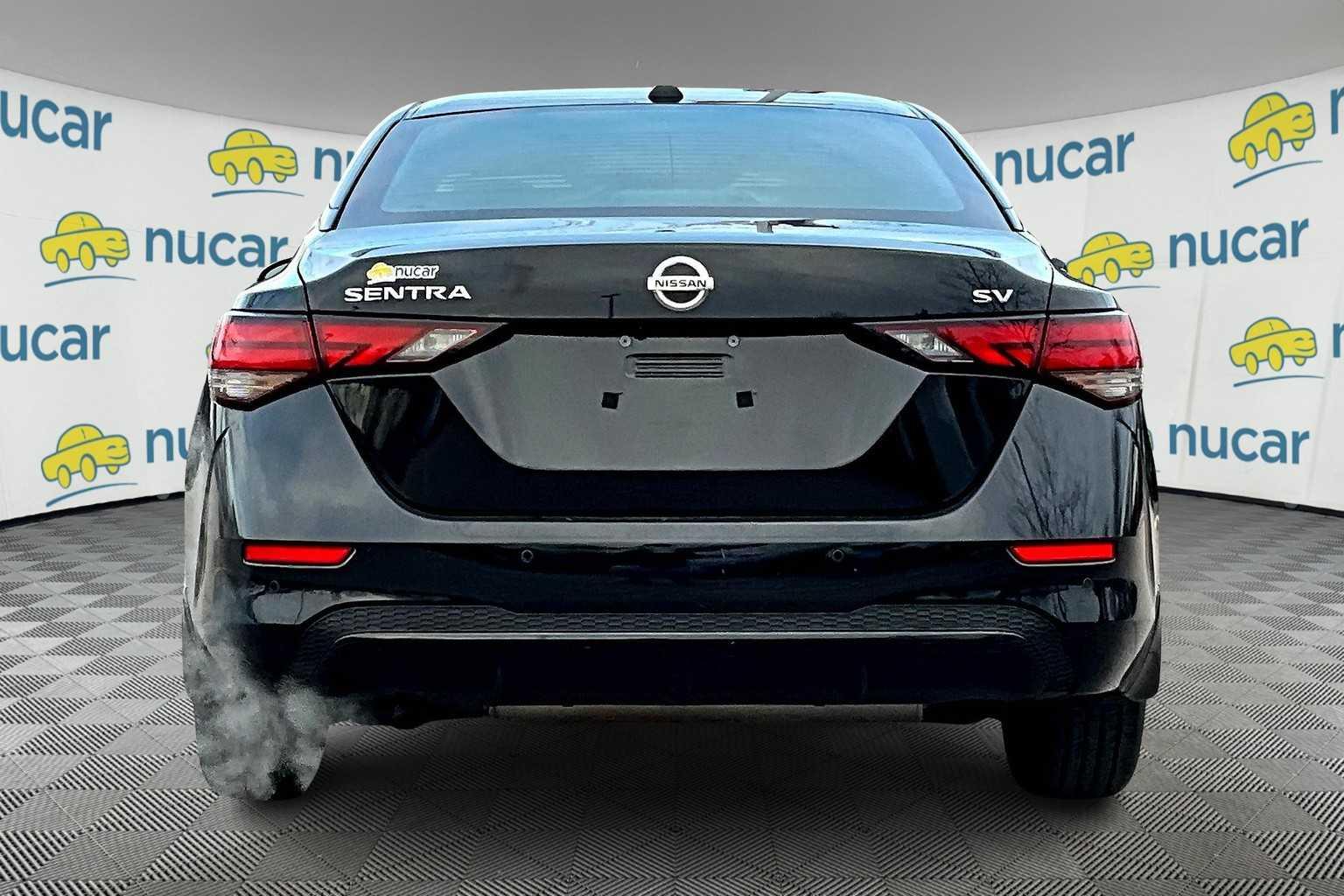 2022 Nissan Sentra SV - Photo 5