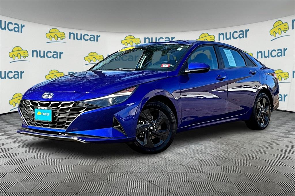 2023 Hyundai Elantra SEL - Photo 3