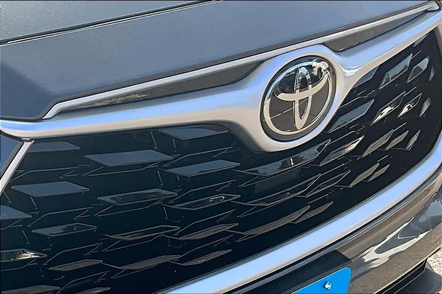 2020 Toyota Highlander XLE - Photo 32