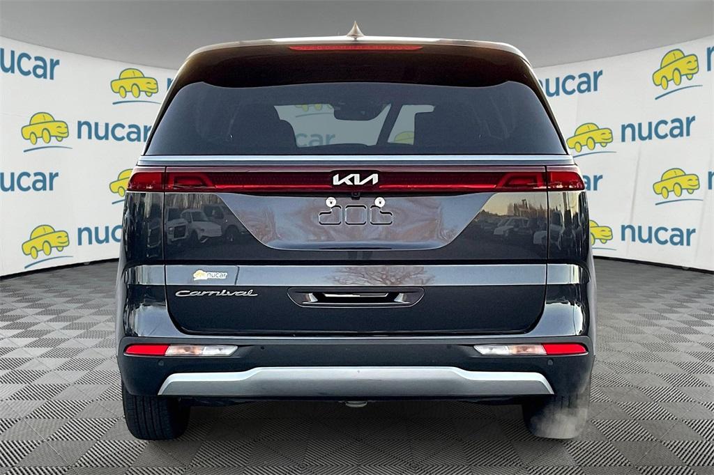 2022 Kia Carnival LX - Photo 5