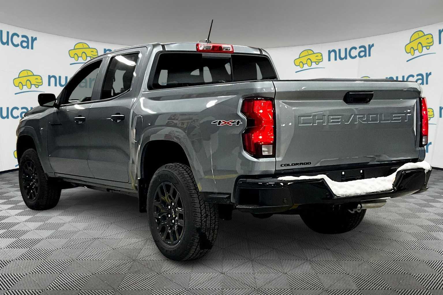 2025 Chevrolet Colorado 4WD Work Truck - Photo 5