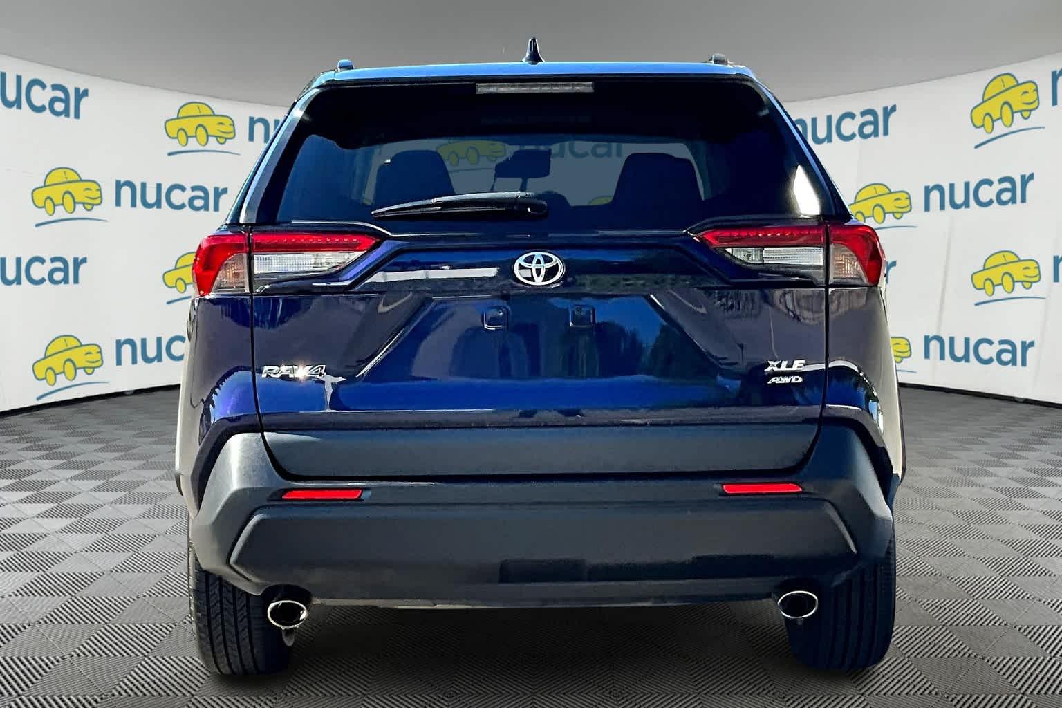 2022 Toyota RAV4 XLE - Photo 5