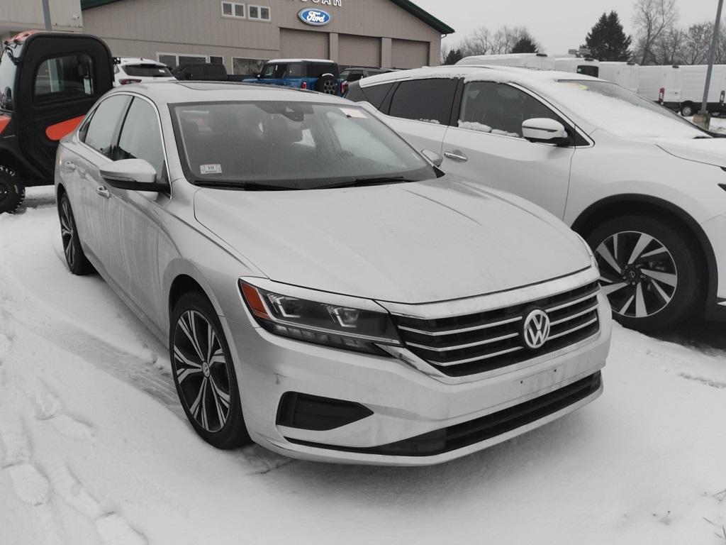 2021 Volkswagen Passat 2.0T SE - Photo 5